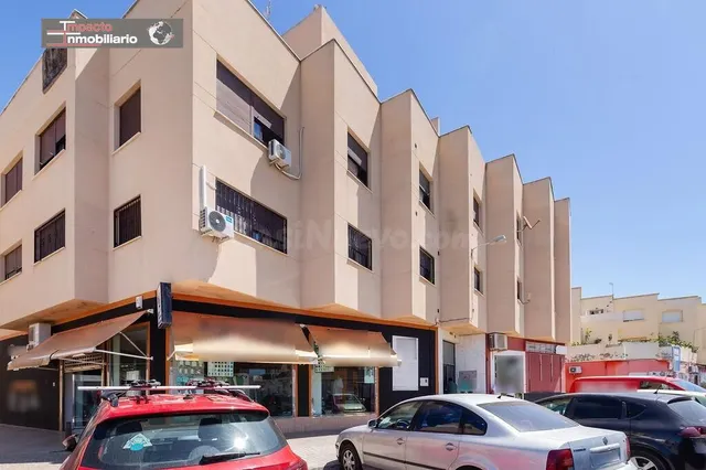 Piso en Venta para Reformar en Las Norias de Daza, El Ejido  - foto 2