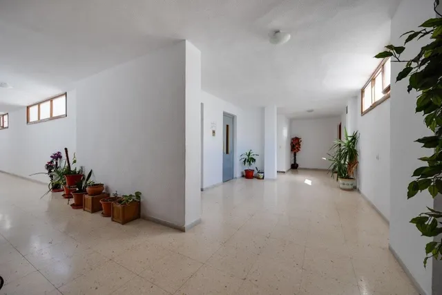 Ático reformado en venta en Torrevieja a 100 metros de la playa del acequión, con 3 dormitorios y 2 terrazas — 38