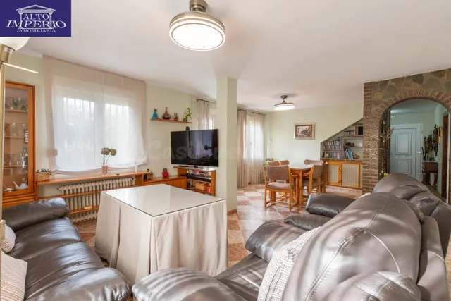 Vivienda Exclusiva en Urbanización Viñas del Rey – Otura — 5