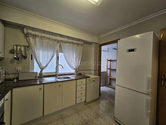 Apartamento en alquiler en playa levante en Santa Pola — 5