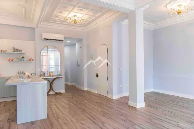 Piso de diseño en edificio señorial en el Soho de Valencia. — 7