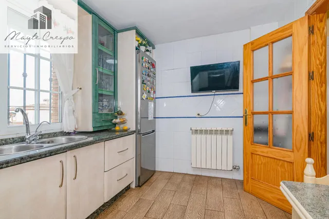 ¡AMPLIA CASA DE 4 DORMITORIOS, 3 BAÑOS Y CALEFACCIÓN CENTRAL EN LA ZUBIA! ✨ — 14