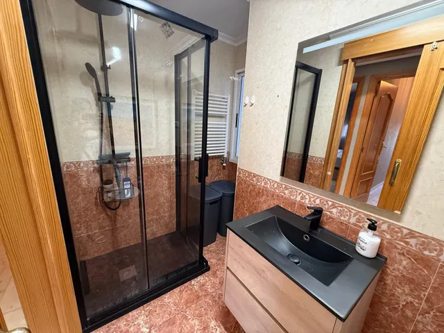 OPORTUNIDAD EN ALICANTE | LUZ, ALTURA Y VISTAS PRIVILEGIADAS — 17