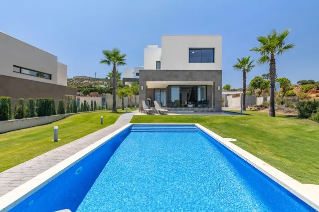 Villa con vistas espectaculares al mar: piscina privada, ter - foto 2