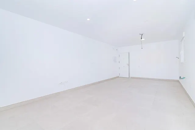 Piso luminoso y funcional en Atarfe, segunda planta exterior — 7