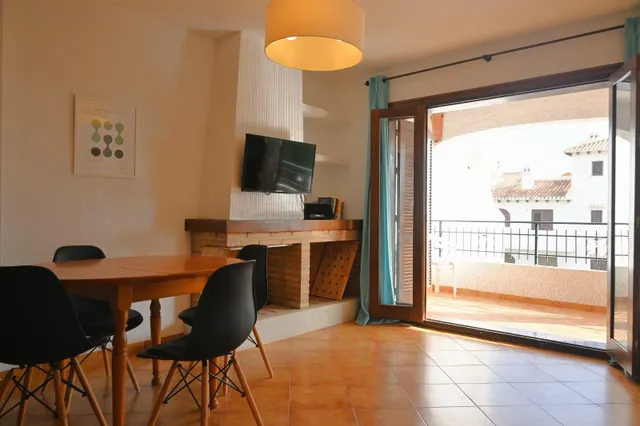 Apartamento con piscina comunitaria, Alicante, Orihuela Costa. 2 habitaciones, 71 m2, 600 metros del mar — 17