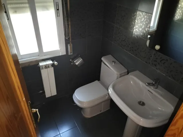 Se vende Chalet pareado en venta en Calle del Cercado Redondo, 8 — 41