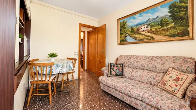 Fantástico ático exterior de 3 habitaciones con gran balcón en la zona de Sol i Padris — 15