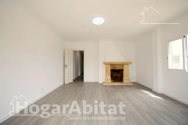 ÁTICO REFORMADO CON TERRAZA Y VISTAS DESPEJADAS AL MONTGÓ — 12