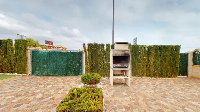 Precioso Bungalow a un paso de Zenia Boulevard — 39