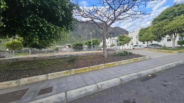 Terreno urbano plurifamiliar en Buenavista del Norte – Proye - foto 2