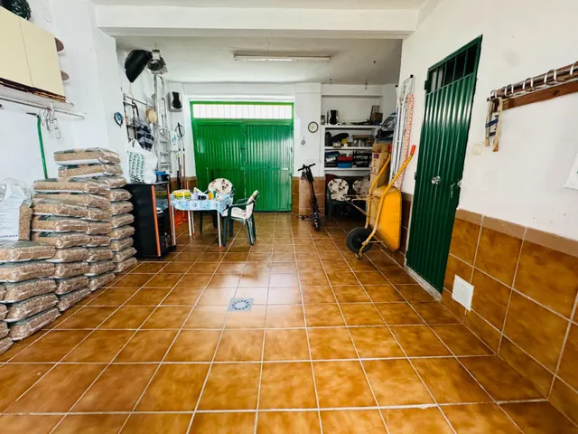 Magnífica casa en venta en Avenida Granada, Pulianas — 17