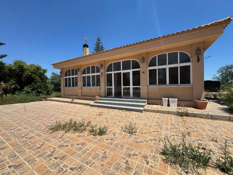 Finca rústica 5 habitaciones 277m² en venta - Comunidad valenciana