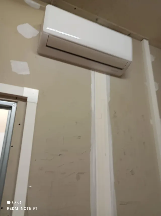 LOCAL COMERCIAL AL CASC ANTIC DE 100m2 AL LADO DEL JUZGADO — 6