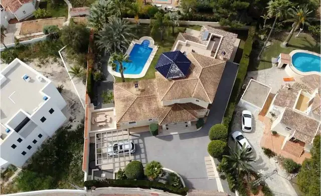 Chalet en venta en Benissa Costa con Vistas al Mar — 3