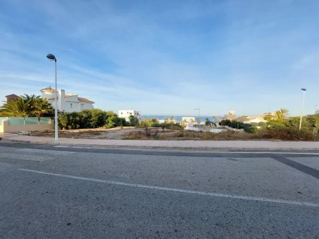 Espectacular terreno en venta en La Manga del Mar Menor - foto 5