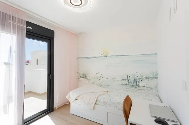 VIVIENDA ADOSADA A ESTRENAR — 22