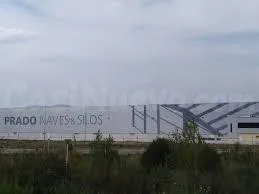 SE VENDE NAVE EN EL POLIGONO INDUSTRIAL DE CUBILLOS DEL SIL  - foto 3