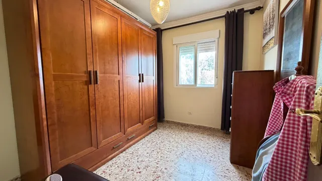 PISO DE 4 habitaciones EN LA GRANJA — 12