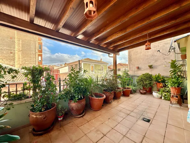 SE VENDE CASA EN MUY BUEN ESTADO EN EL CENTRO DE ASPE — 45