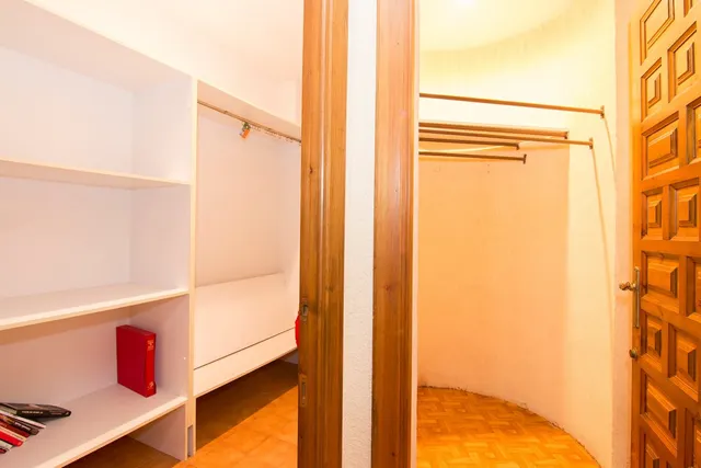 Escpecatcular Casa- Edficicio en el Centro de Baza — 23