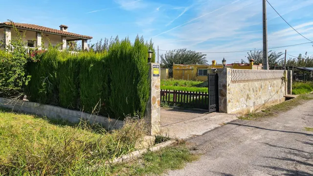 Chalet con piscina y gran parcela en partida senillar – grao de Castellón — 36