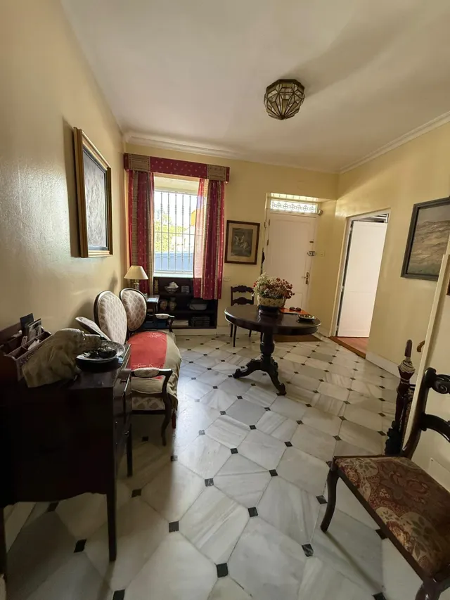 Espectacular vivienda con encanto, amplitud y jardín privado — 17