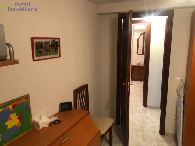 Casa de pueblo, para entrar a vivir, en entorno privilegiado de montaña. — 32