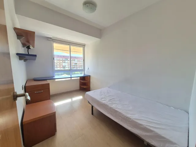 4 habitaciones Y 2 BAÑOS CON ASCENSOR — 15