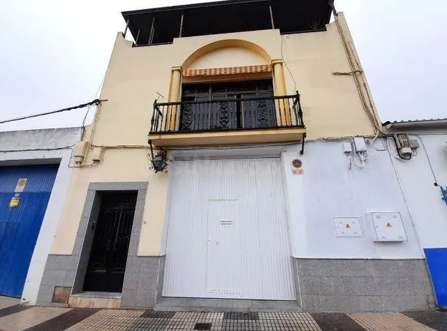 SE VENDE piso OKUPA en C Cm Viejo De Mirandilla 13D de Méri - foto 2