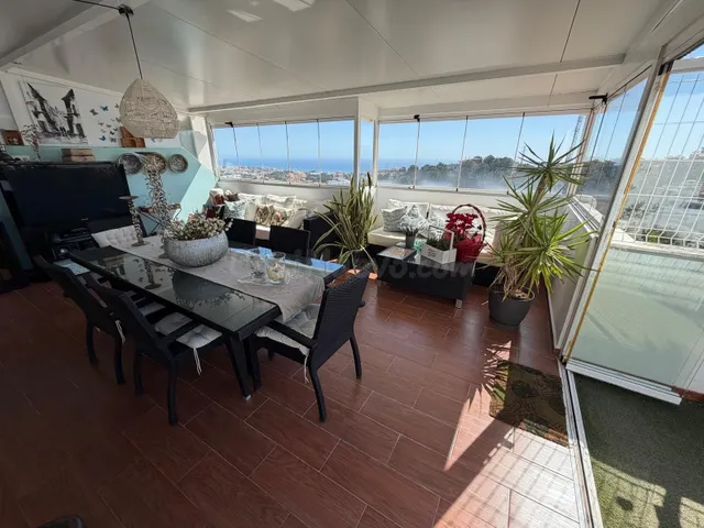 Atico de 3 habitaciones con vistas al mar en Benalmádena, Co - foto 5