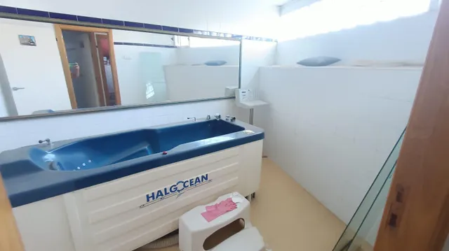 SPA EN TORRE HORADADA — 41