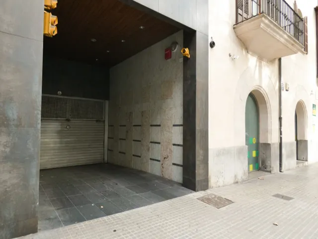 Aparcamiento en zona Plaza Patines, Palma — 4