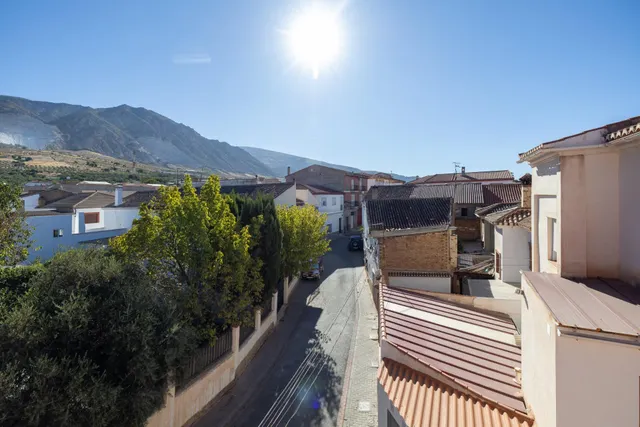 SE VENDE AMPLIO PISO EXTERIOR EN DÚRCAL GRANADA INCLUYE LOCAL — 20