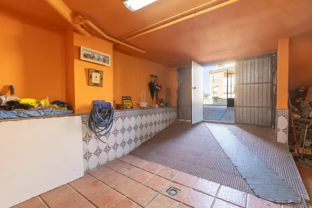 Casa independiente a 5 minutos de Granada en buen estado para entrar a vivir — 14