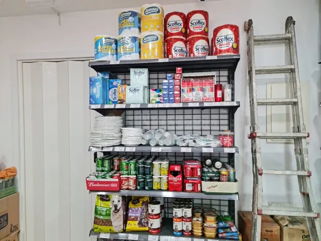 Local comercial en Venta en Cornellá De Llobregat Barcelona  - foto 3