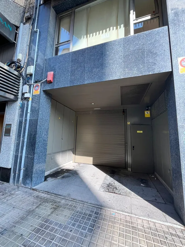 PLAZA DE GARAJE EN JOSE MARIA BUCK — 3