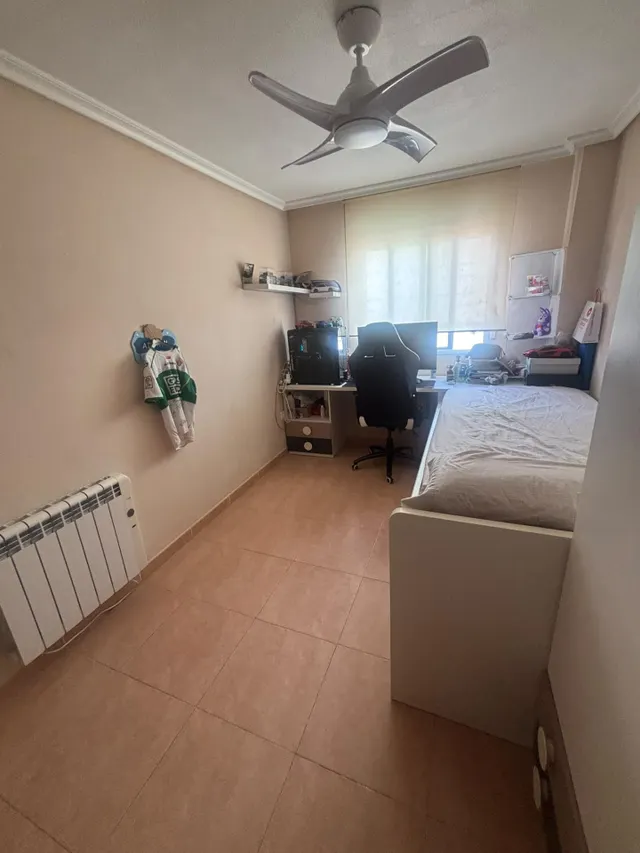 Piso con Amplia Terraza en Planta en Zona Campo de Futbol! — 23