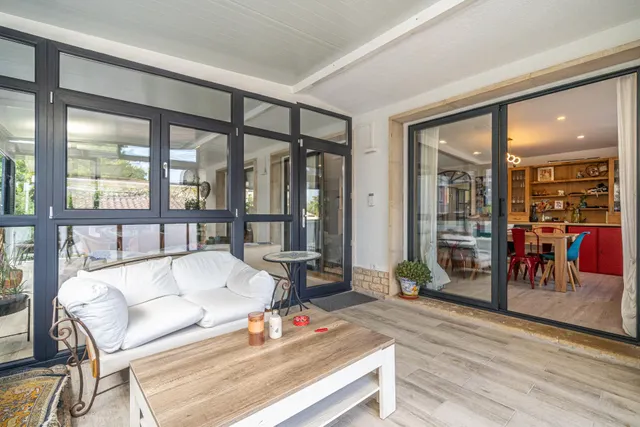 Chalet reformado con piscina, dos apartamentos independientes y garaje en Las Maravillas — 8