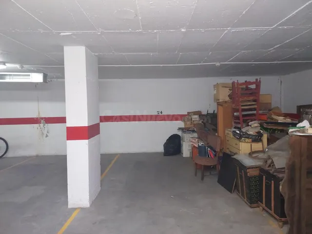 Plaza de garge en Oliva - foto 4
