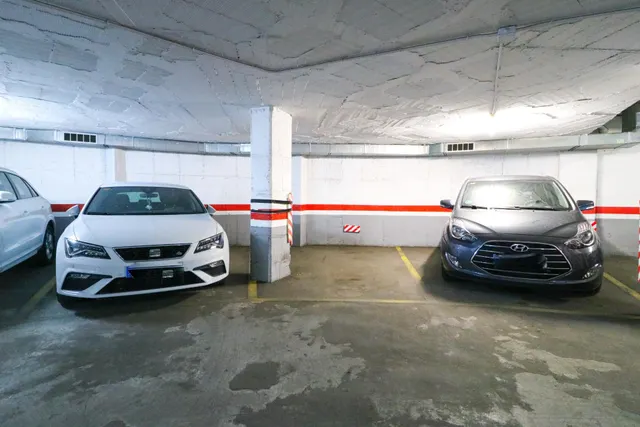 Plaza de parking en Prat de la Riba — 15