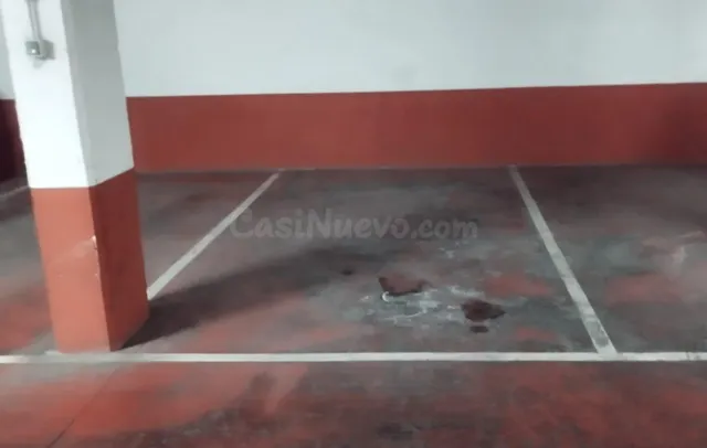 PISO SEMINUEVO EN ZONA TOSCAR CON GARAJE - foto 2