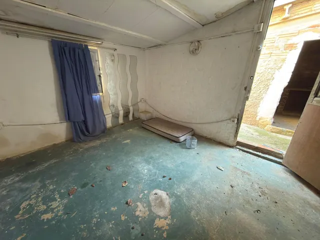 Solar de 100m2 en pleno centro de Vilanova del Cami con agua y luz por 79.000€. — 9