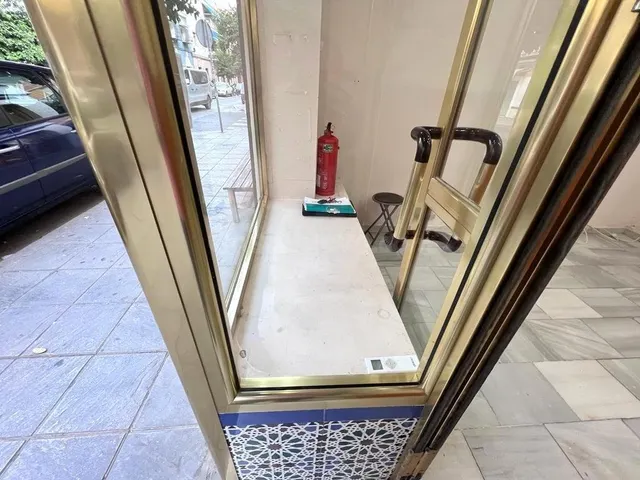 Local comercial 20m² en alquiler - Los Remedios — 2