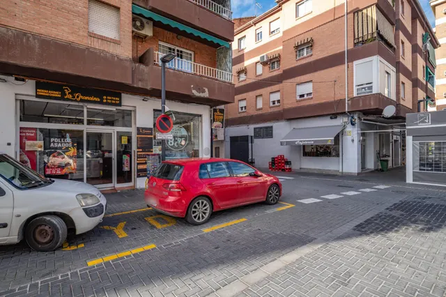 Traspaso de negocio de alimentacion para llevar en centro de Maracena. gran oportunidad!!! — 21