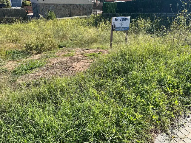 ¡Terreno en venta en la mejor zona de Sant Salvador de Guardiola! — 9