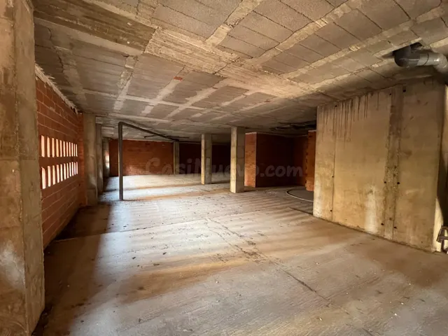 Local comercial en zona sur de Castellón a la venta o en alq - foto 3
