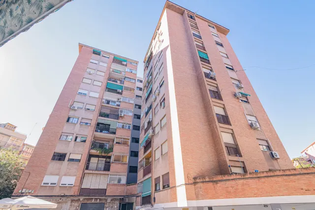 ¡PISO REFORMADO EN ALQUILER CON VISTAS ESPECTACULARES EN GRANADA! — 37