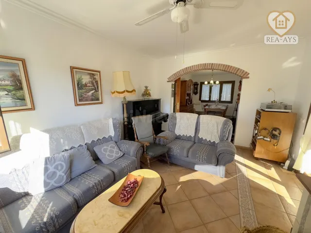 Casa aislada a cuatro vientos en Albinyana (Tarragona) - foto 4