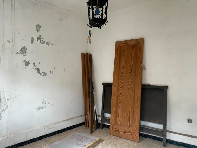 EN CARRIZAL, CASA TERRERA MUY AMPLIA — 31